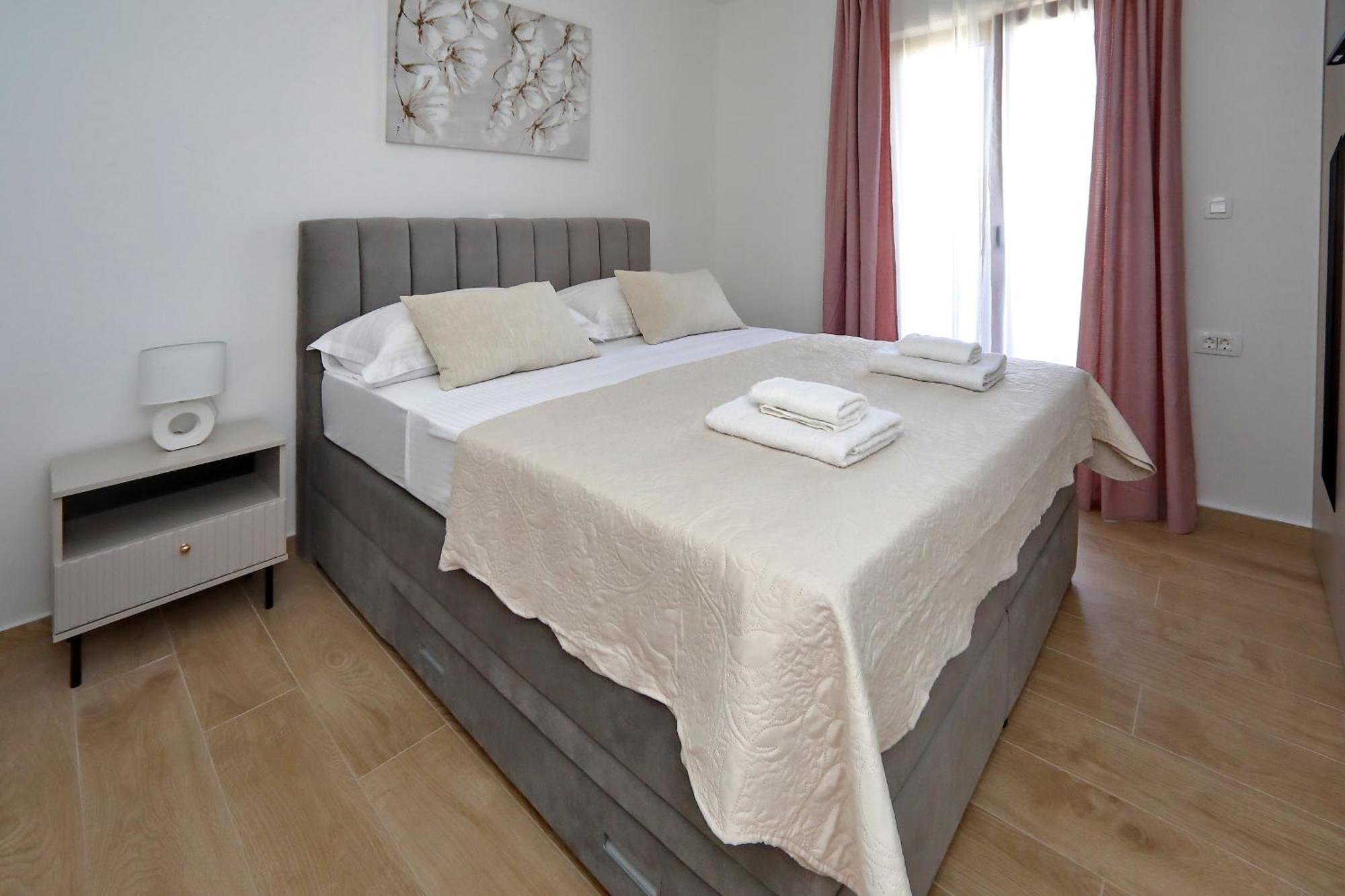 Apartment Ante บาร์บินเย ภายนอก รูปภาพ