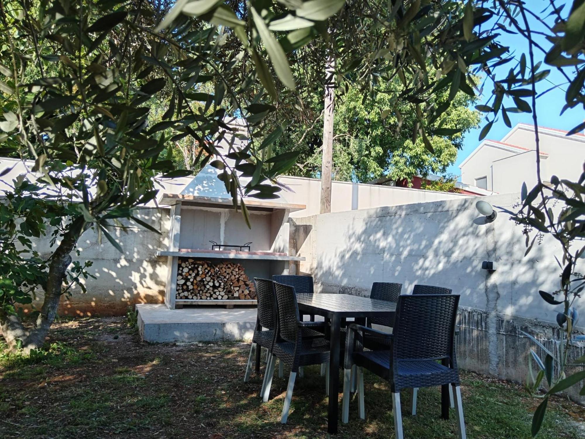 Apartment Ante บาร์บินเย ภายนอก รูปภาพ