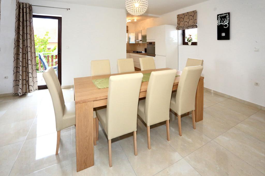 Apartment Ante บาร์บินเย ภายนอก รูปภาพ
